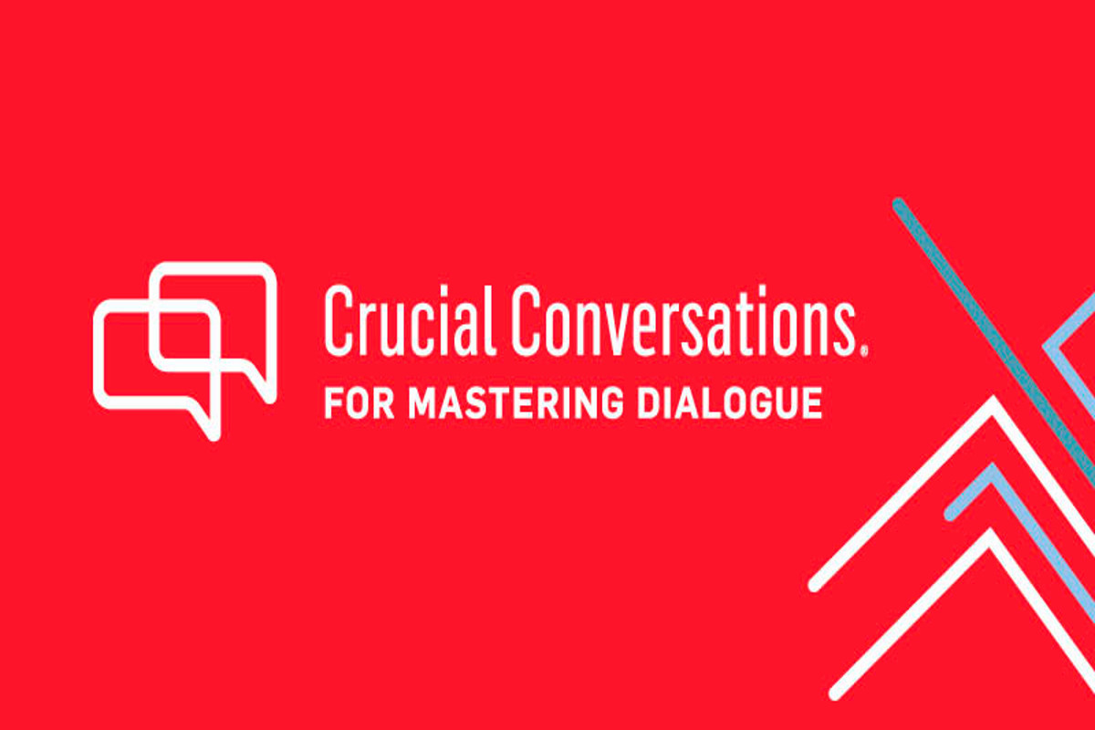 Crucial Conversations for Mastering Dialogue speech bubble image