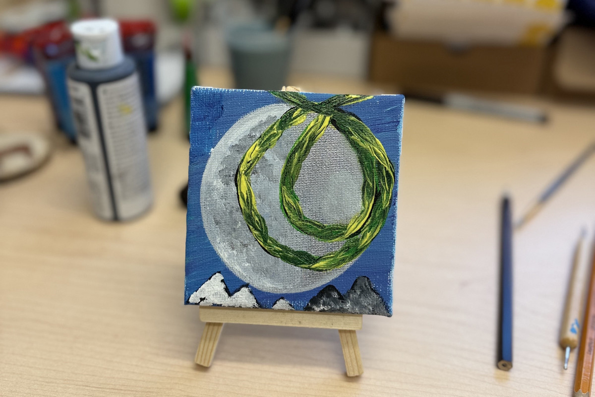 Full moon with lemon grass