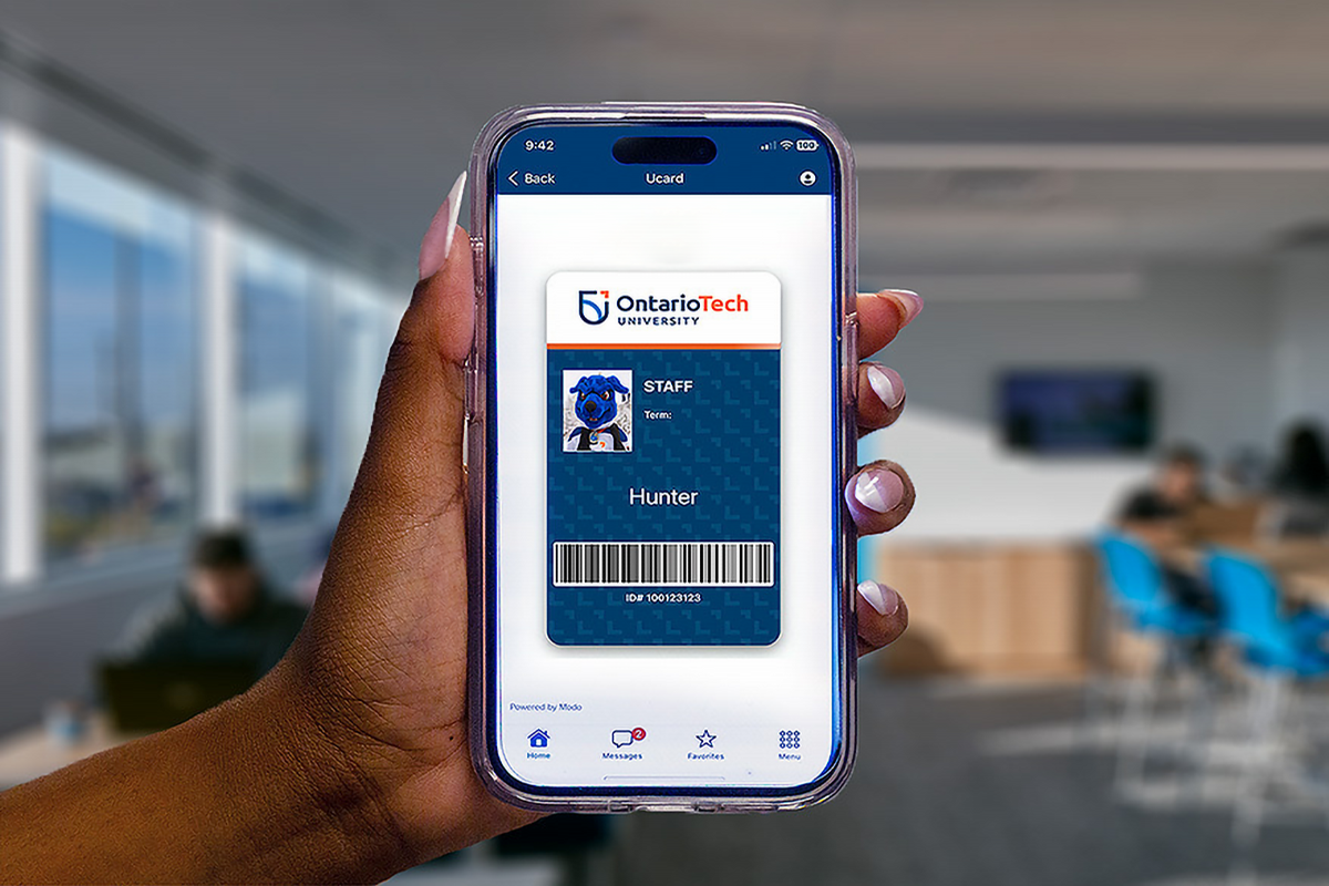 Photo of the digital Ucard displayed on a phone